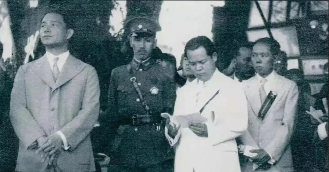 1935年11月1日，伪装成记者的杀手孙凤鸣不见蒋介石出来，吞下的鸦片也已发作，
