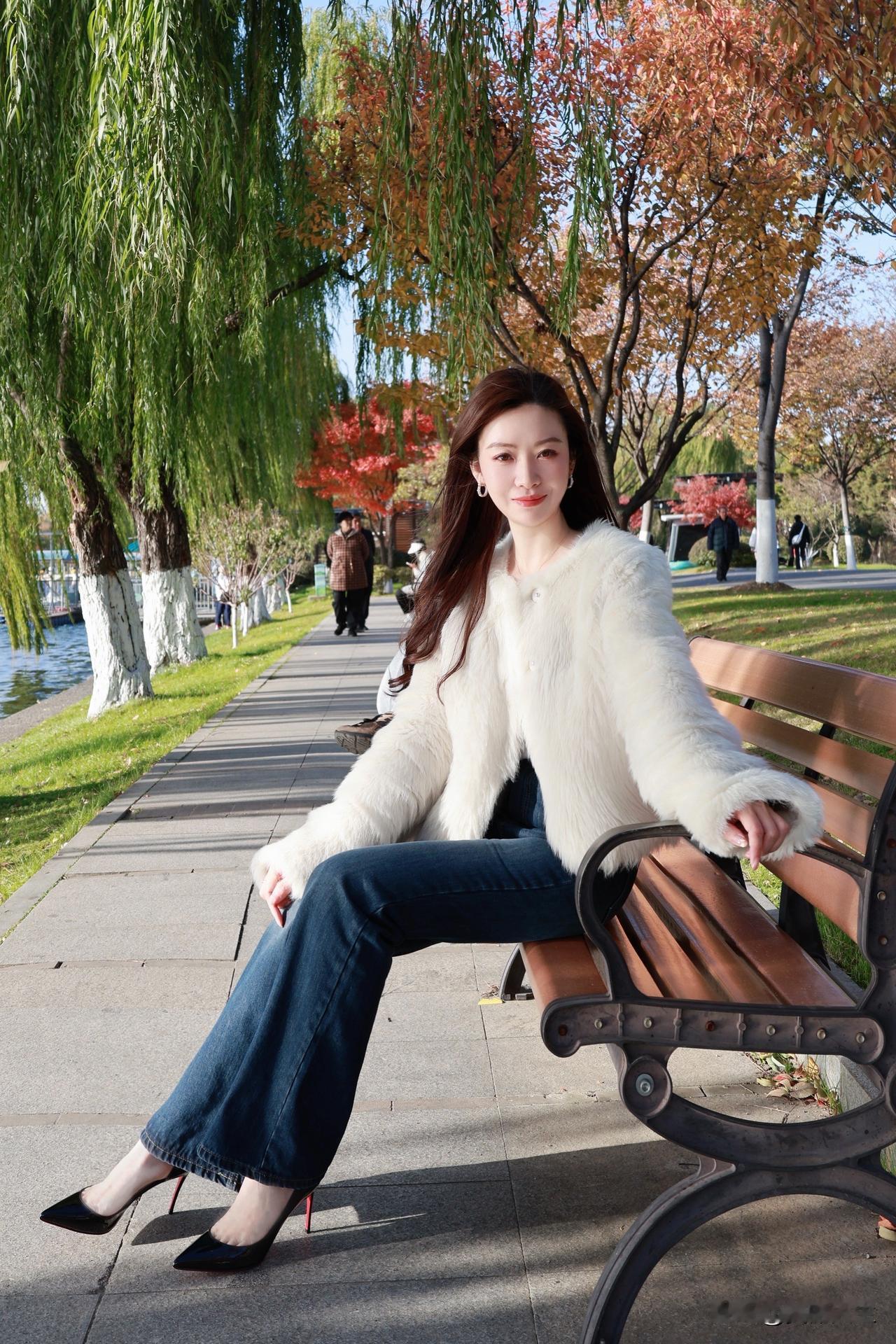 秋天很美吧调色出五彩斑斓让冬天温暖照进人间