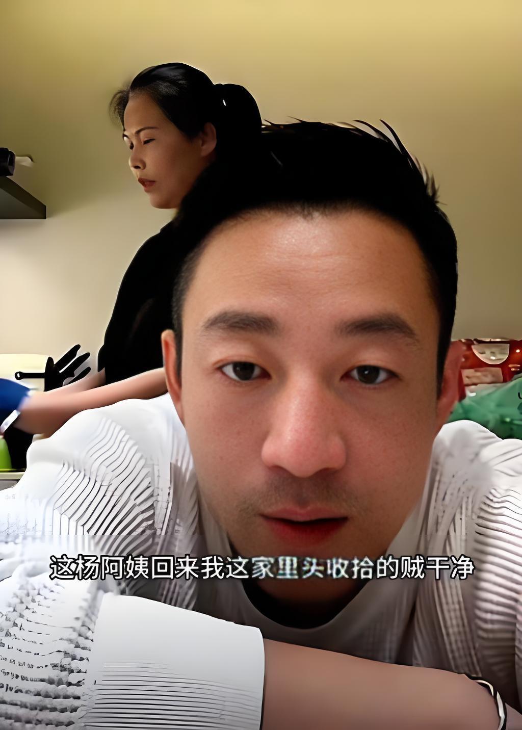 汪小菲的御用保姆小杨阿姨表示：明年会辞职对于汪家来说，小杨阿姨绝对算得上功勋