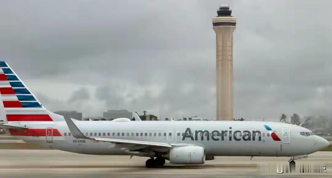 这美航操作简直绝了！当地时间2月22-23日，一架机龄不到三年的波音737