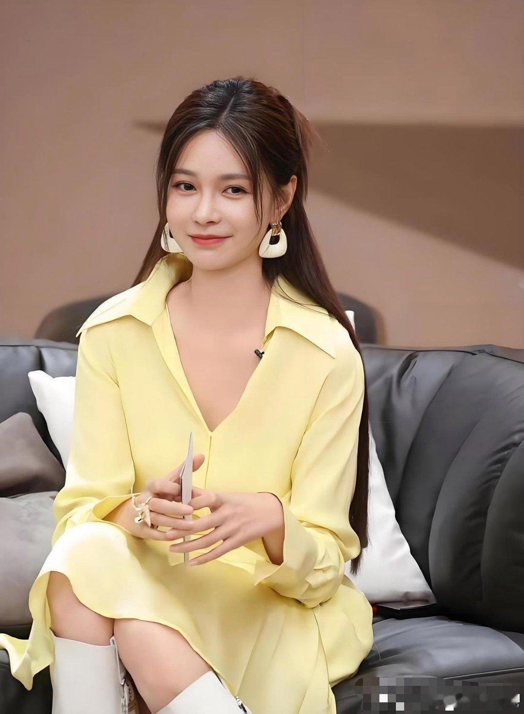 3000万，让准婆婆当场闭嘴。杜海涛当众问沈梦辰：能给我妈3000万不？全场瞬间