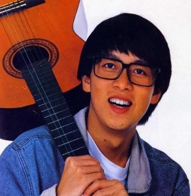 1997年，张雨生突发严重车祸，女友黄慧玲守ICU整整24天，最终张雨生还是抢救