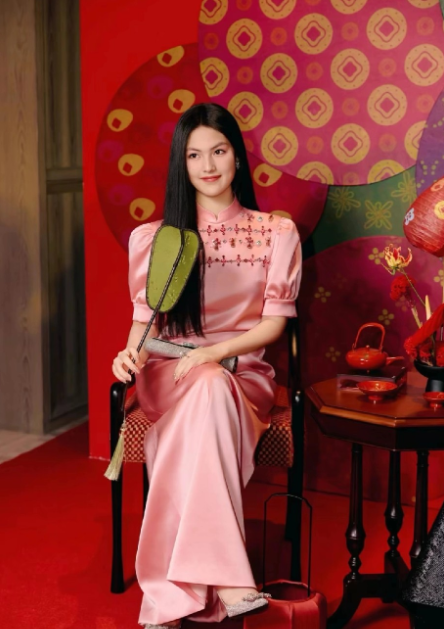 李湘女儿，这简直就是缩小版李湘，王家有女初长成