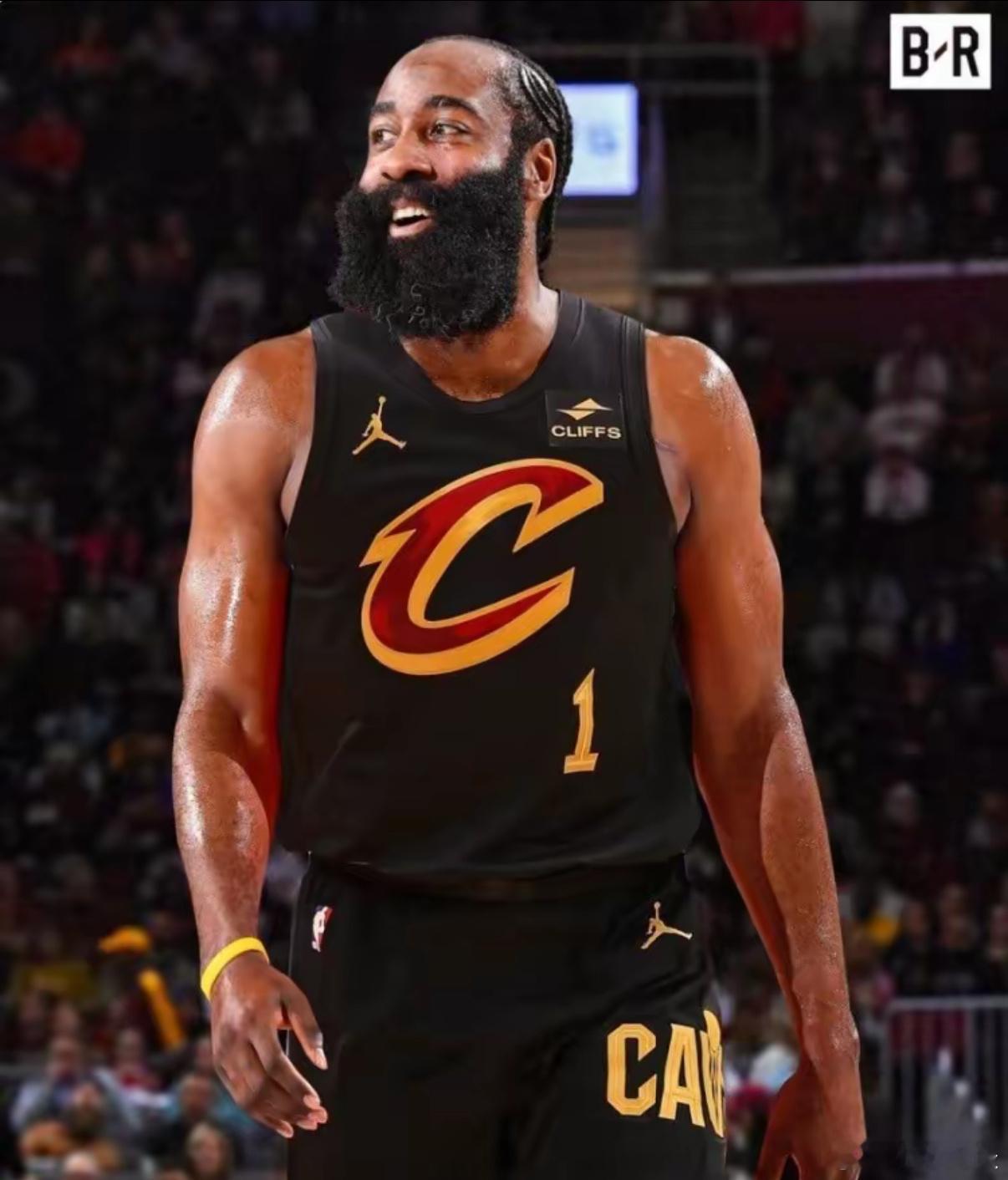 这就是超级巨星的影响力，哈登加盟骑士后24小时球衣销量破纪录!据NBA媒体报道，