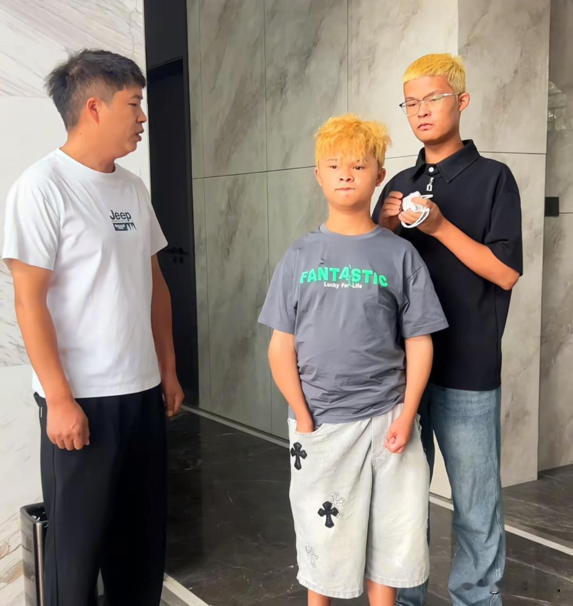 别再笑话小马云了，他可能比我们大多数普通人过得都好互联网上，常年充斥着对“小马云”范小勤的嘲讽与怜悯