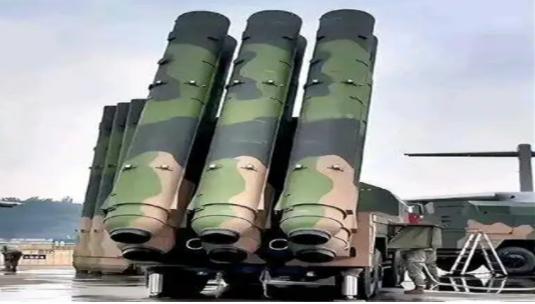 15年努力没白费，中国正式向世界宣告：洲际弹道导弹“杀手”登场 中国正式向世