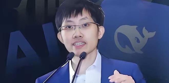 梁文锋打新长鑫最近，梁文峰又有点火。原因有两个，一个是Deepseek意外曝光估