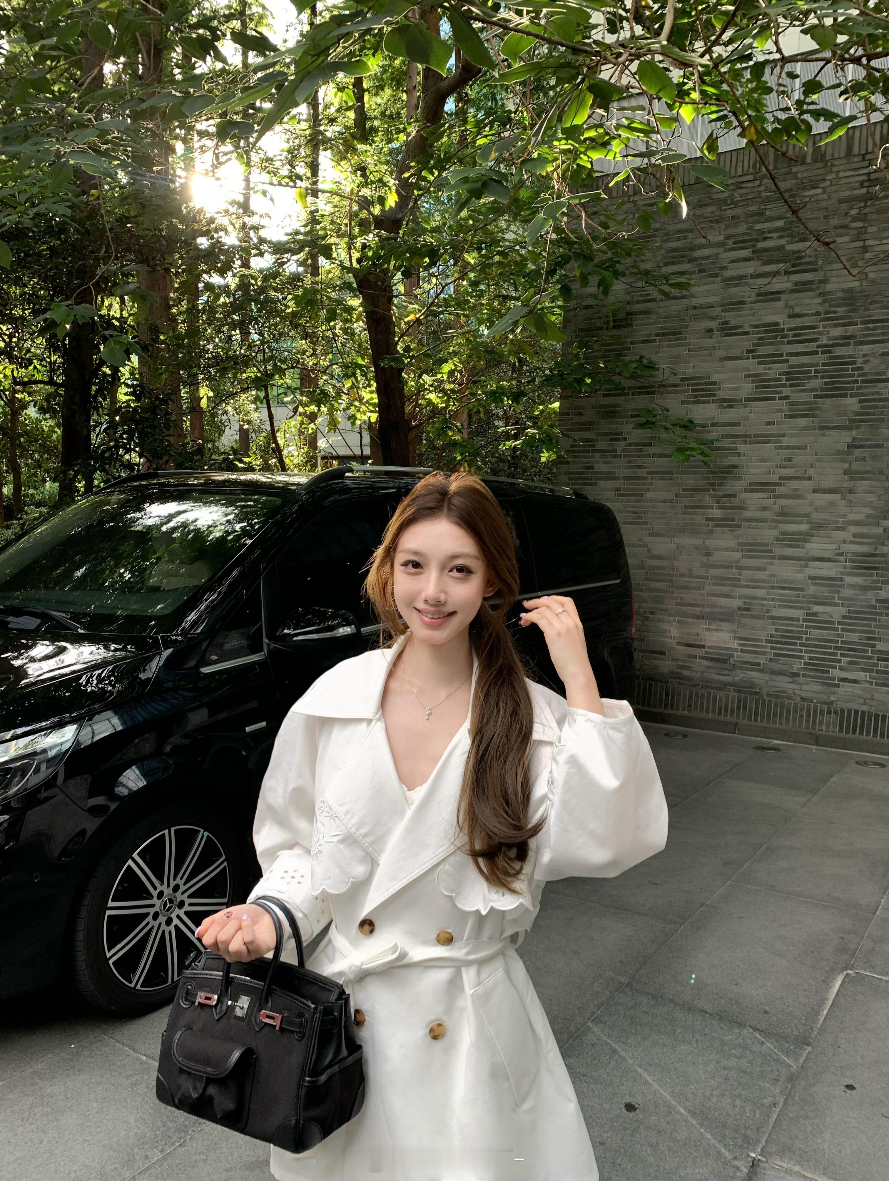 🕊️🎐Vintage的复古小众的味道～刺绣的设计是整件衣服的亮点！将法式的浪