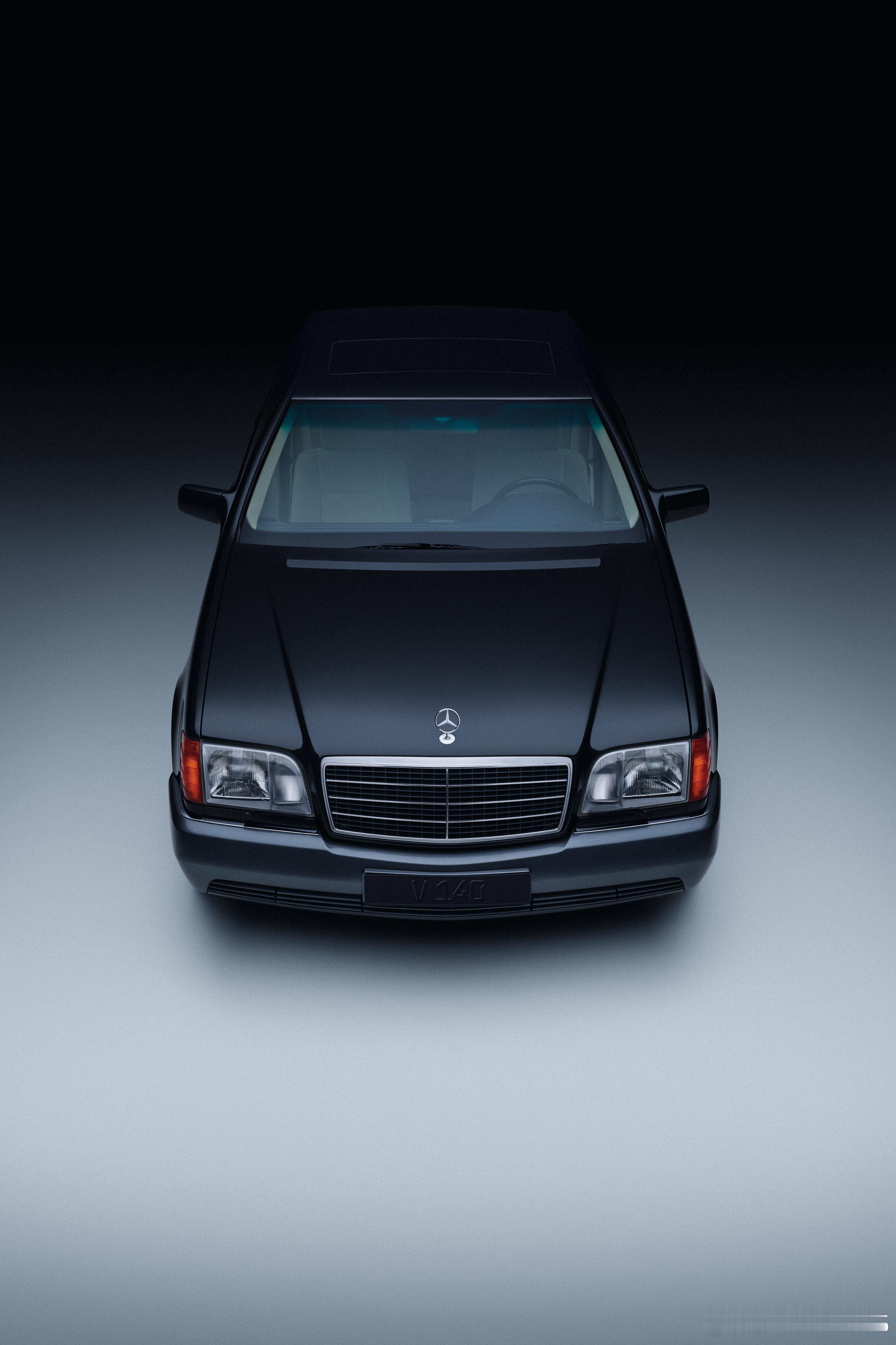 “140年汽车工业史都没解决的问题，被一个造车不到5年互联网企业搞定了。”你一定