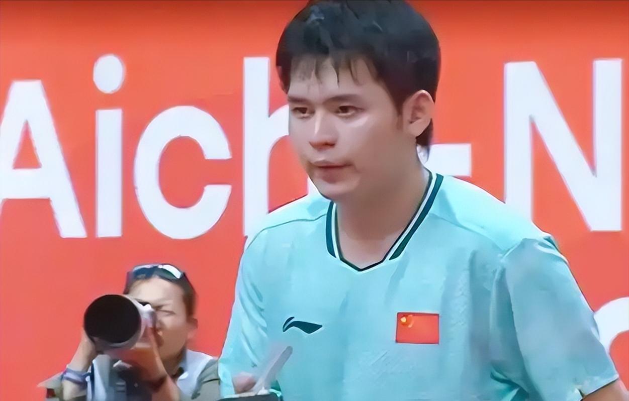 专业的就是不一样！在这届亚运会开赛之前，很多人都认为林诗栋已经摸到能力天花板，可