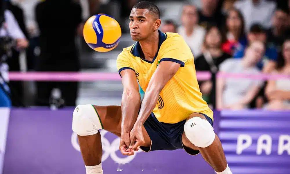 排球转会动态1月28日，据巴西记者布鲁诺报道，巴西男排国手主攻阿德里亚诺与意超