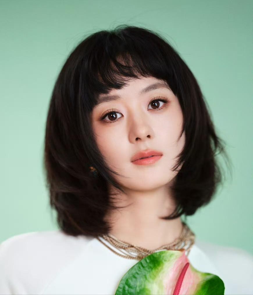 说实话，《冰湖重生》官微那条秒删的微博，是我今年见过最蠢的一波操作。发出来之前