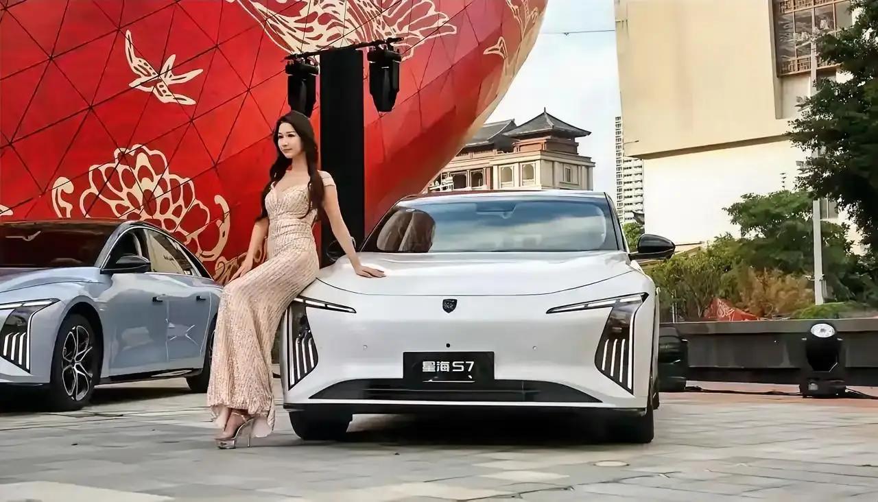 这就是赤裸裸的现实啊：电车1年电费1000元！油车1年油费10000元！电