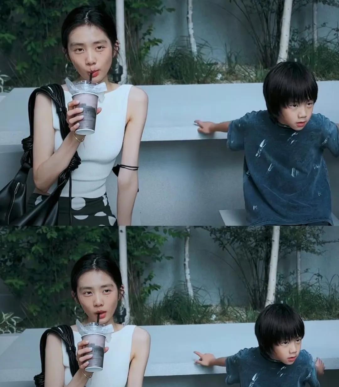 黄磊的女儿黄多多长大了，简直是孙莉年轻时的复制粘贴，特别是她的那双眼睛。看到她