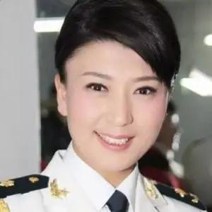 王铎：闫学晶到底怎么了？又是出来道歉，又是她的母亲也出来说话……还有什么？