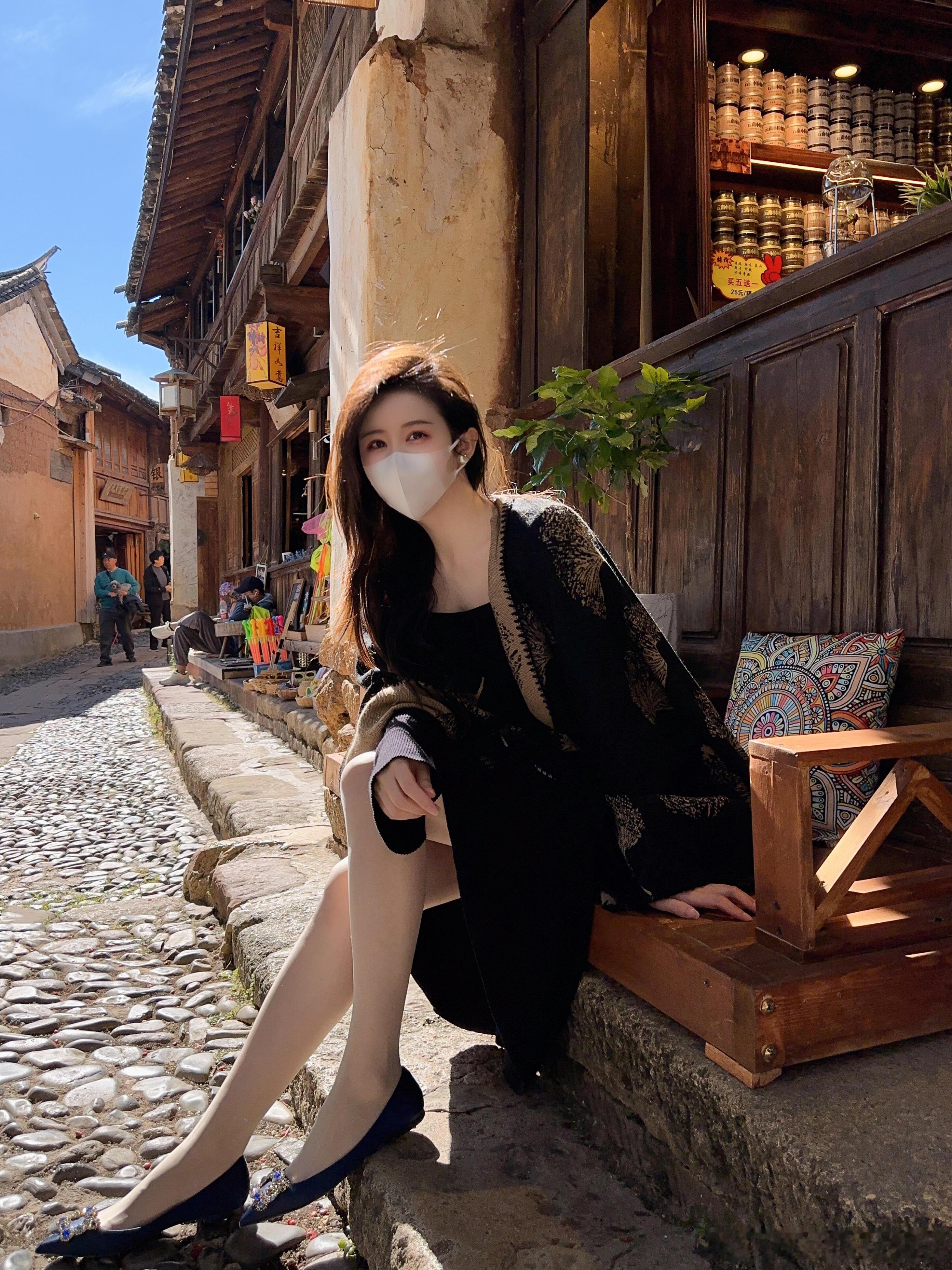 古镇的沧桑与少女的轻狂~