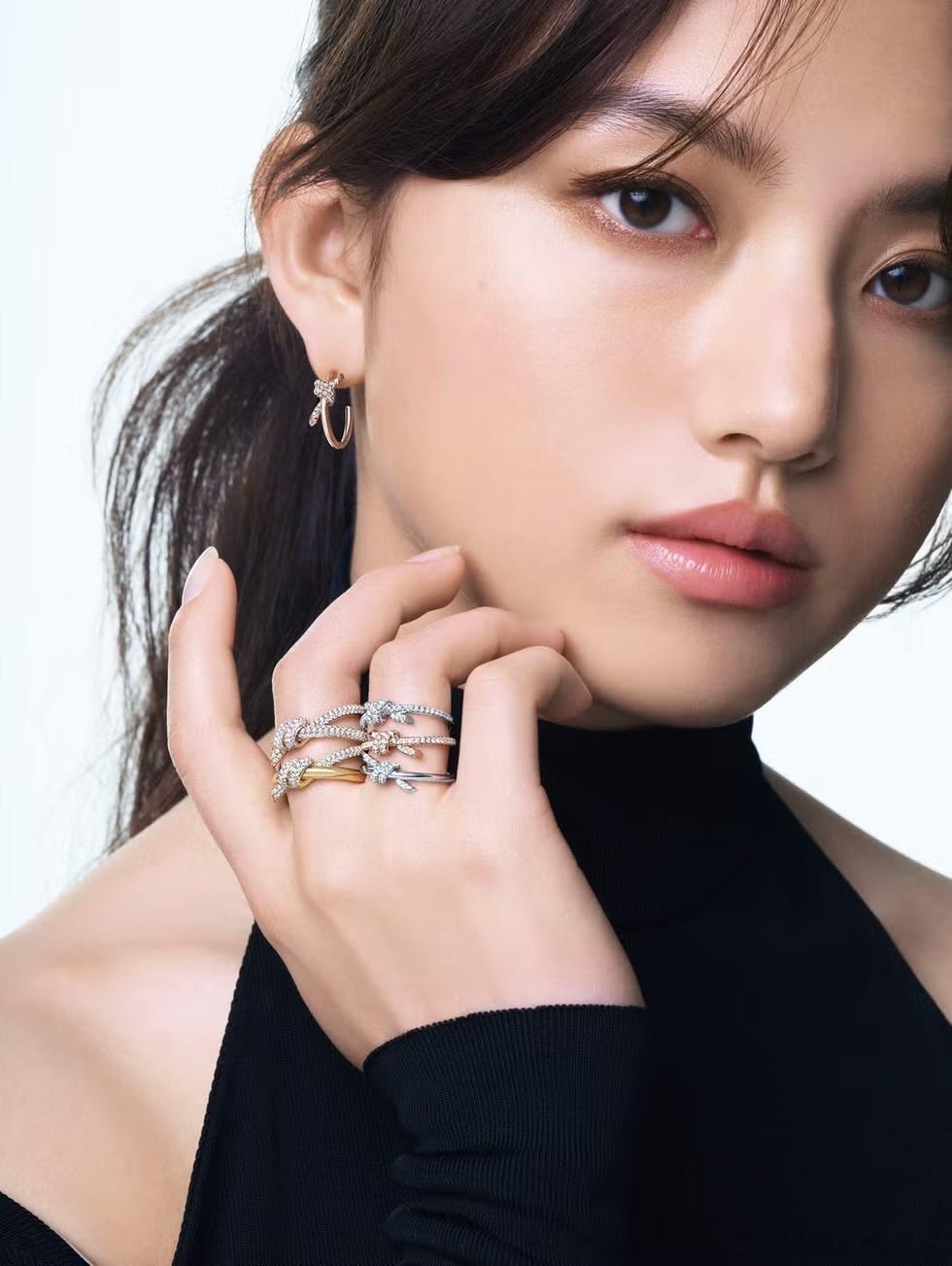 一组清原果耶为25ans杂志拍摄的写真​​​