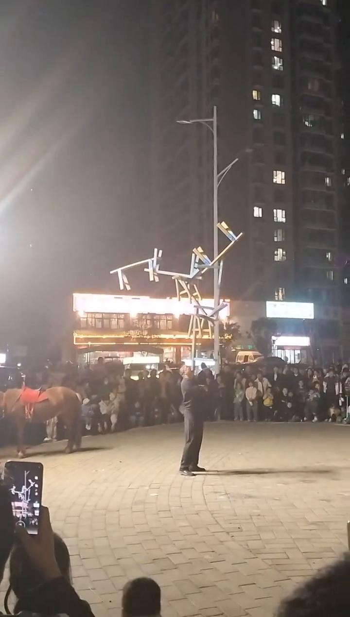 八十八，不管他朋友同样也发财。