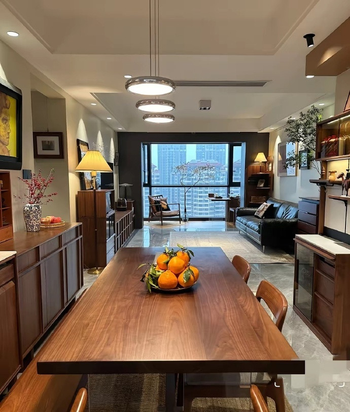 美女晒出自家130平方米的家，一个客厅就圈粉无数，真心不错，堪称装修教科书。