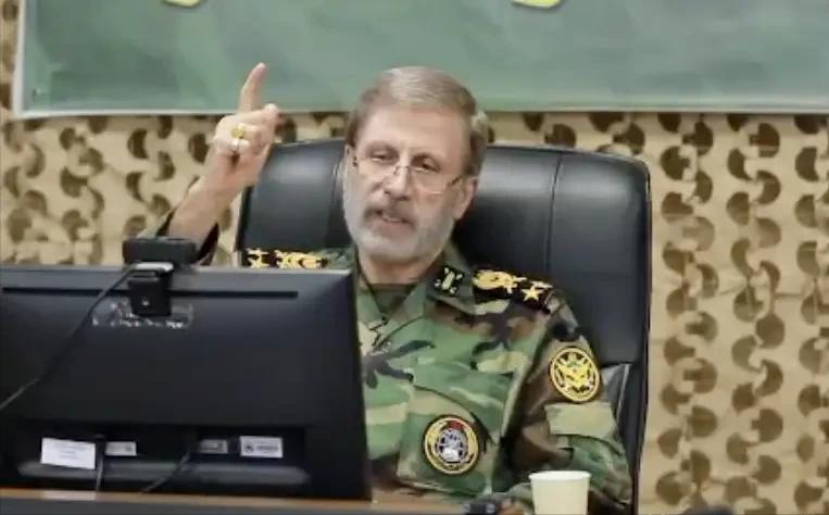 佩泽希齐扬和阿拉格齐依旧稳坐高位，伊朗革命卫队始终未曾动手，不少人认为是强硬派软