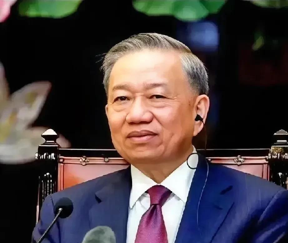 就在刚刚越南突然宣布了！2025年8月14日，越南突然宣布购入100万桶美国