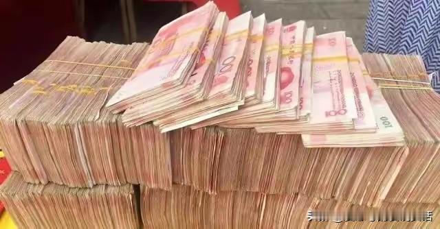 贪官贪来的钱最后留给谁？子女该不该连带担责？其实最关键的不是贪官贪了多少钱