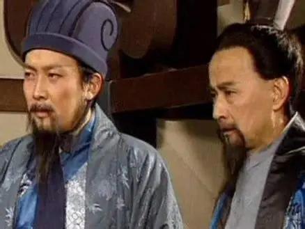 诸葛亮三兄弟为何分别投靠三个国家？熟悉三国的朋友都知道，诸葛家有三兄弟在乱世