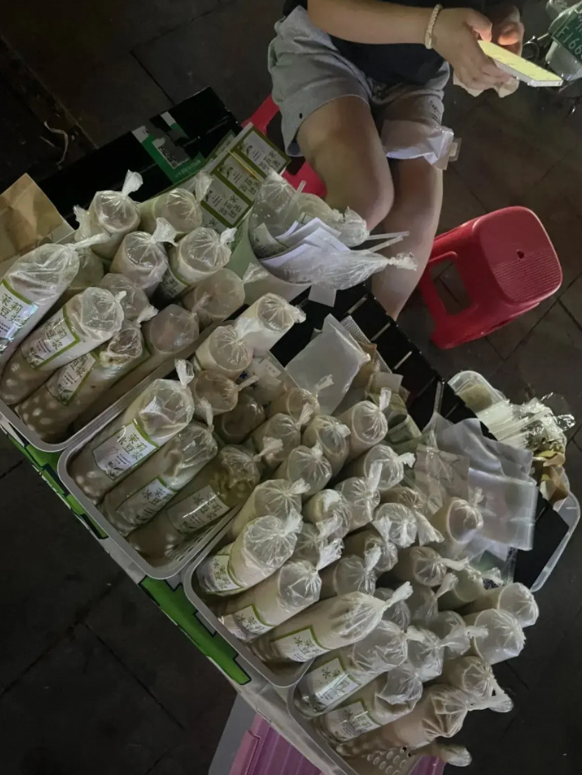 摆摊一个晚上了，没有一人客人光顾，到底是什么原因？