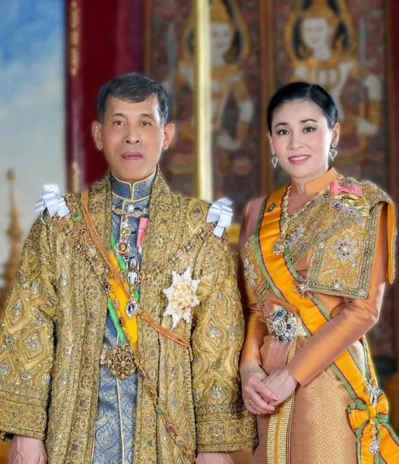 泰国国王三十年前访华无人知，今次7旬高龄再出访，背后藏着什么？泰国国王和苏提达
