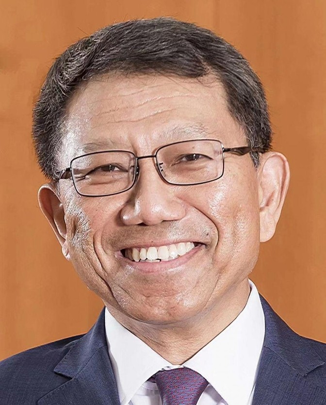 2019年，香港中文大学校长，公然袒护“乱港分子”，甚至打开学校大门接纳暴徒，导