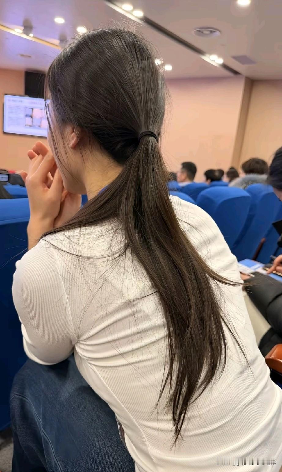 过年了想剪短发，但又怕不好看这可怎么办？