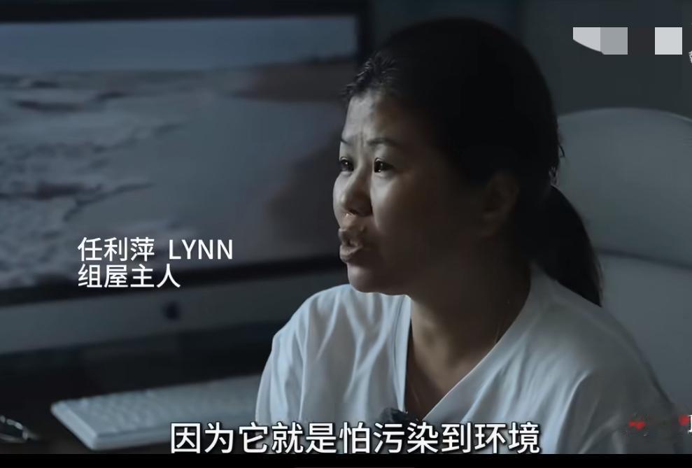 新加坡老百姓过得也真够憋屈的，连煮饭的自由都没有，政府以环保为由，不让他们在家里