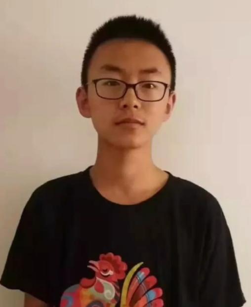 常书杰以690分考入北大，却因沉迷游戏被北大劝退！父母绝望，亲友嘲弄，不曾想到，