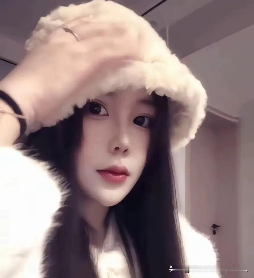 26岁的年轻姑娘，花一样的年纪，却把生命永远定格在了冰冷的河水里，实在让人扼腕叹