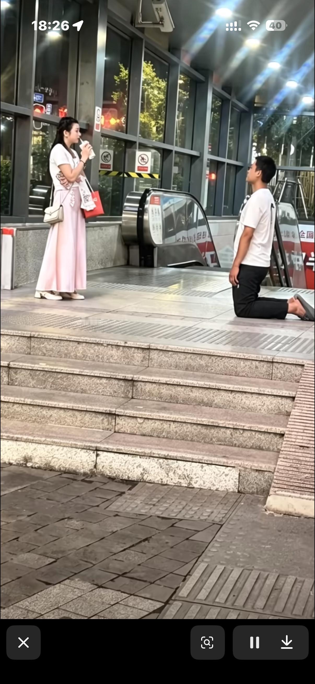 现在的社会，我们普通老百姓的孩子，想追求一段婚姻，太难了！哎！