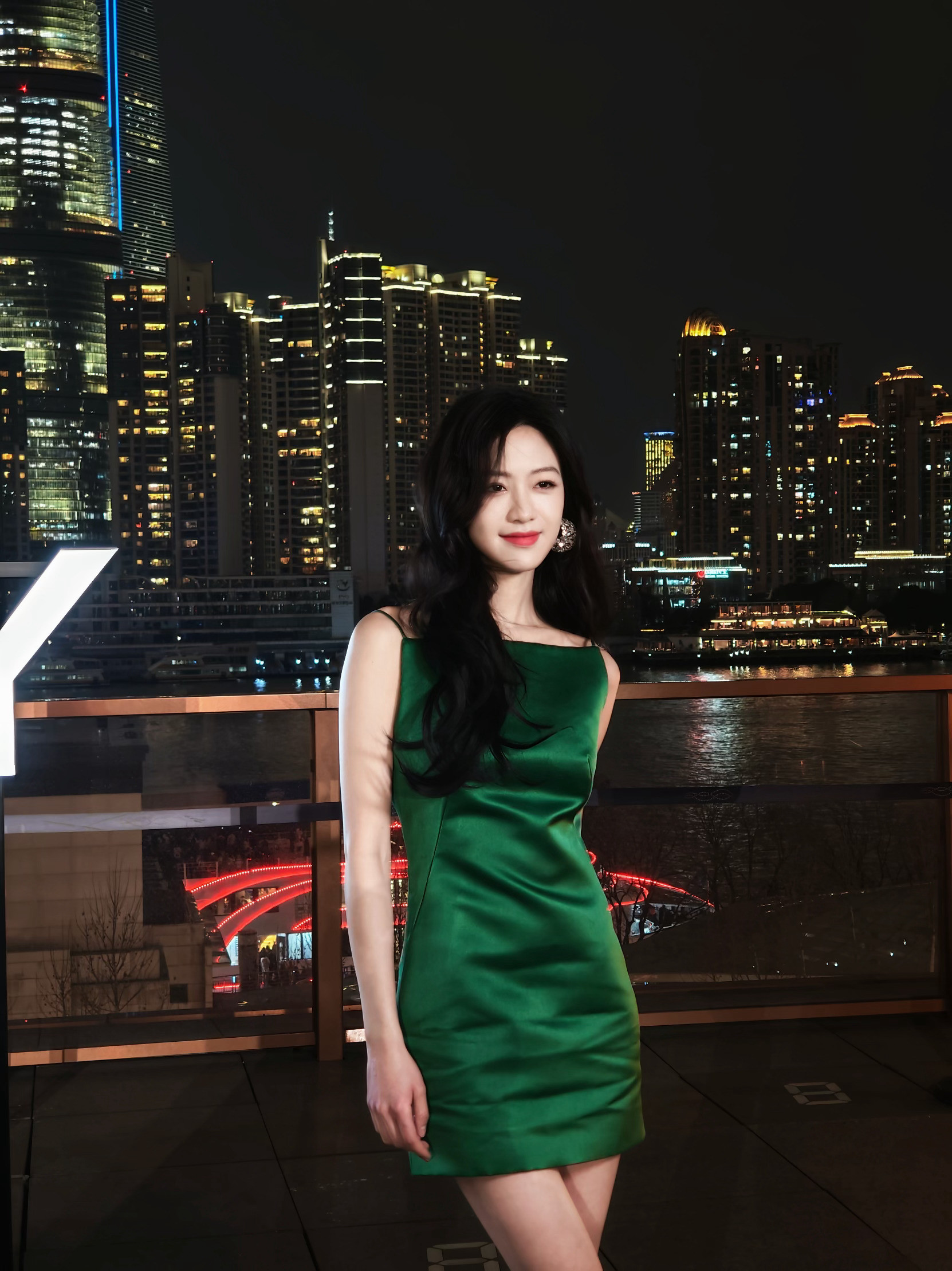 向涵之绿裙向涵之这绿裙绝了，状态也太好了吧