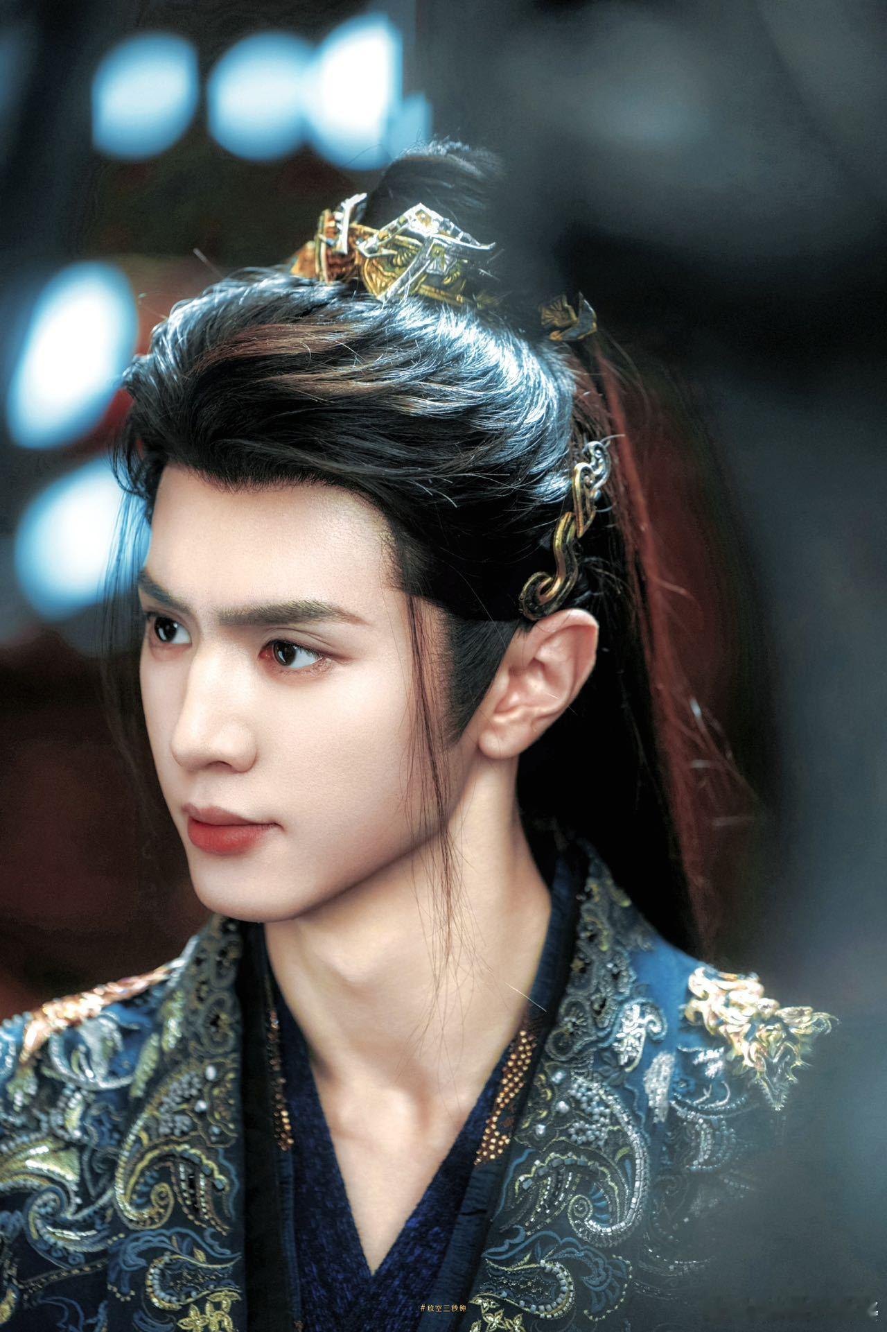陈哲远灵珠魔丸同体看《一笑随歌》的时候，完全被陈哲远的演技吸引了！第三集他被女