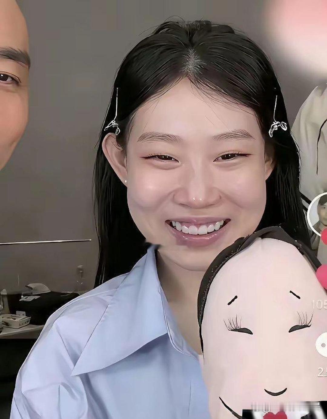 一万二一次的化妆有多牛？看完沈佳润的妆前妆后秒懂​​​