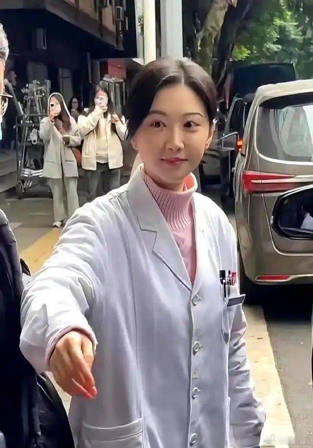 同心结官宣景甜和屈楚萧演姐弟恋？这是什么神仙组合！光是想象就已经心动了！再加上