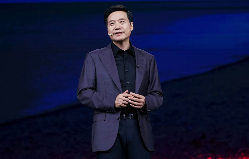 红米K100系列配置做得不差，但我发现一个挺有意思的现象：以前K系列一出新机，不少老用户就想着换，现
