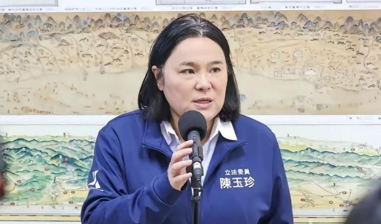 陈玉珍打脸卓荣泰，昨天，陈玉珍在“立院”质询卓荣泰与水利部的官员，在谈到金门用水