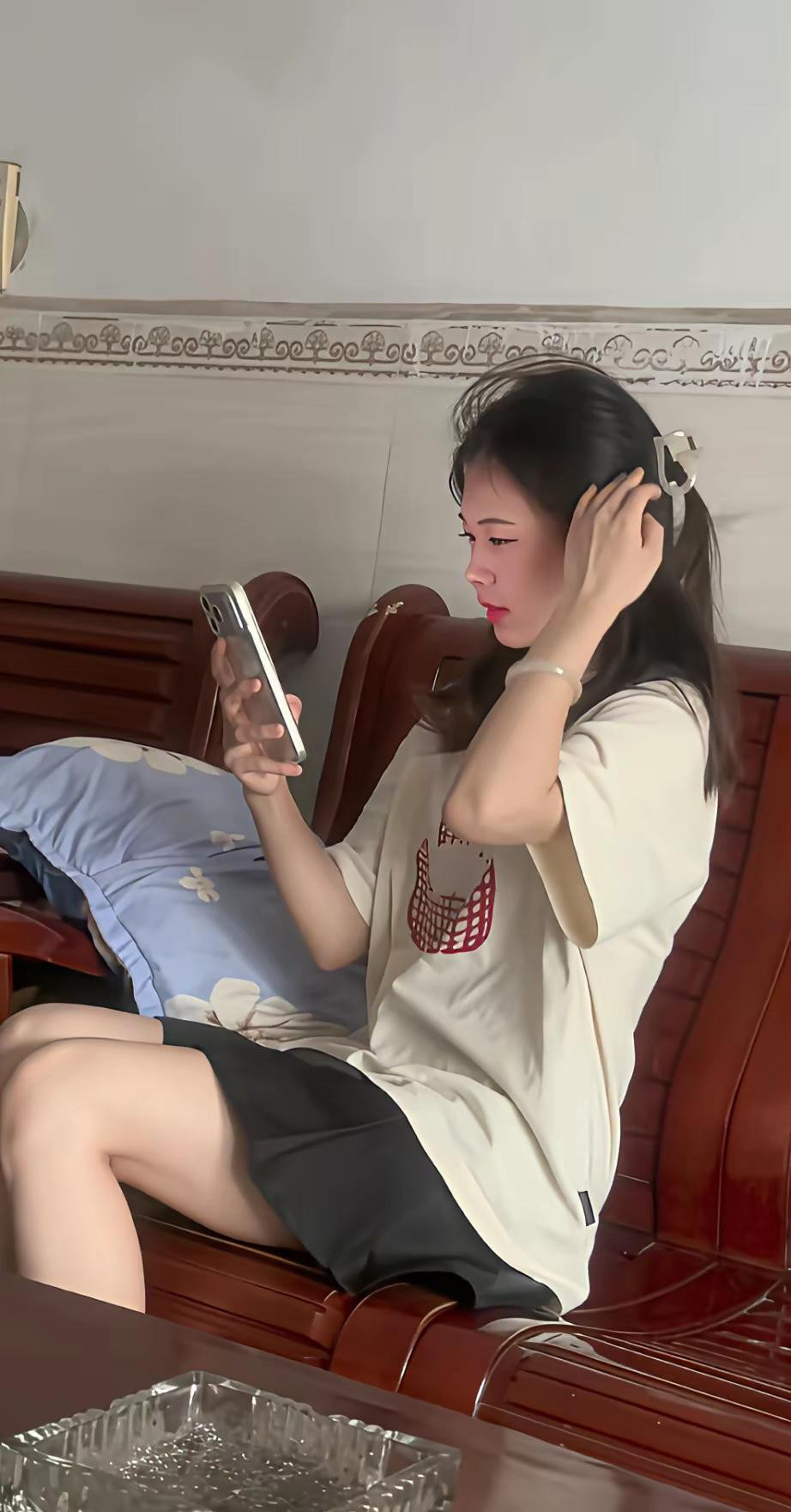 媒婆安排的相亲对象是干护士的,人长得还挺不错，纠结中?