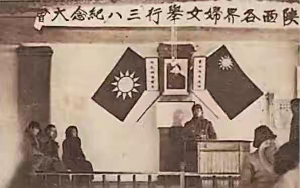 1948年丁玲写完长篇小说，毛主席看都没看就提了个意见，丁玲听完又感动又惭愧