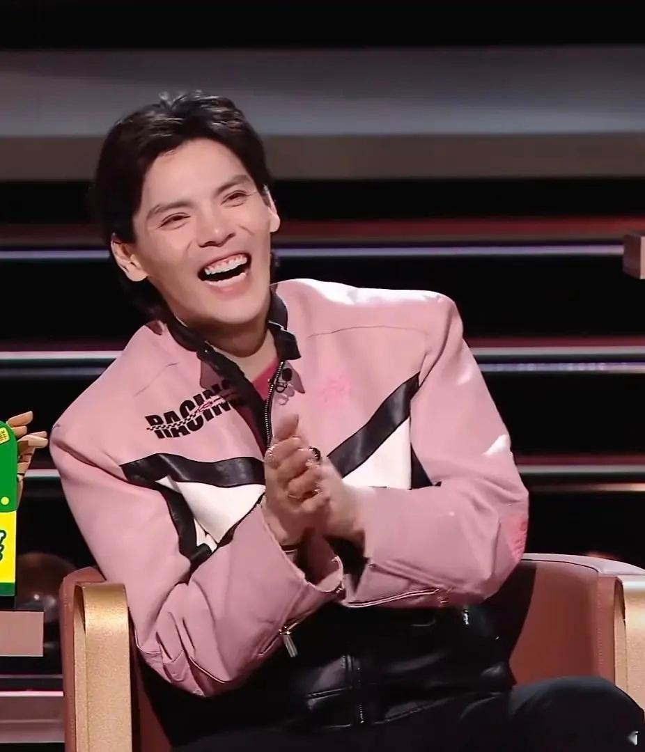 向佐这是整容了吗？