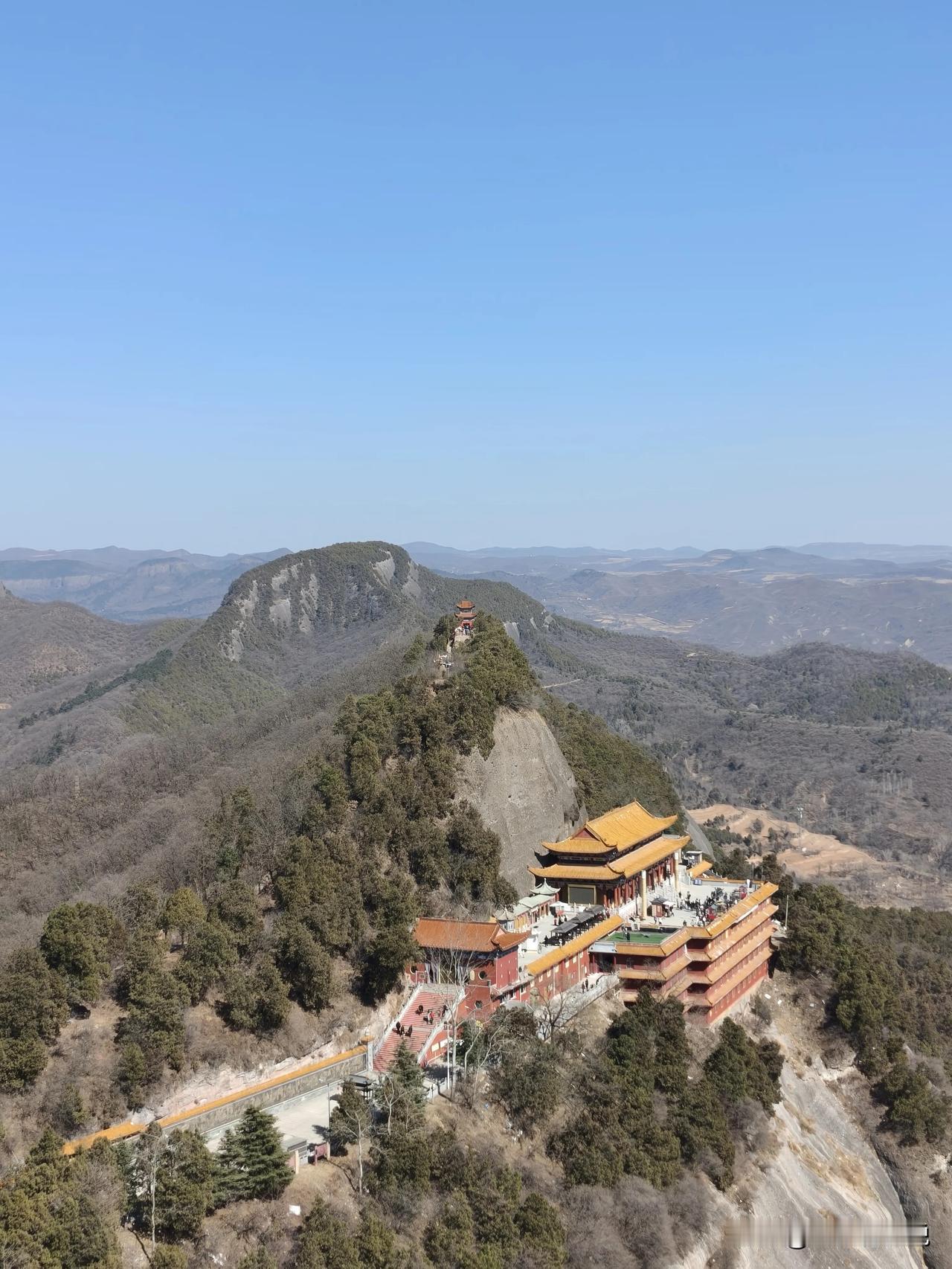 以王虹和邓煜的成绩，入籍外国是非常容易的一件事但是人家至今保持中国国籍，也是本