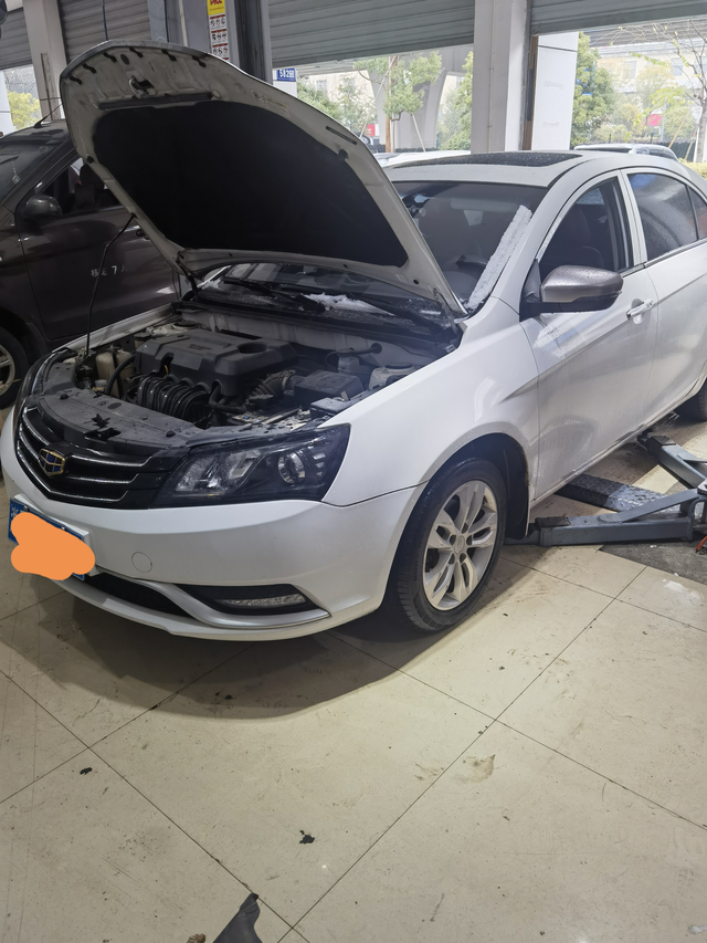 吉利帝豪16款手动向上那些黑吉利的，在我这里打脸了吧，16款帝豪买了七年了，换