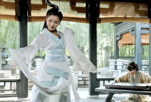你以为貂蝉是历史上真实存在的人？那你被罗贯中骗了整整六百年。《三国志》、