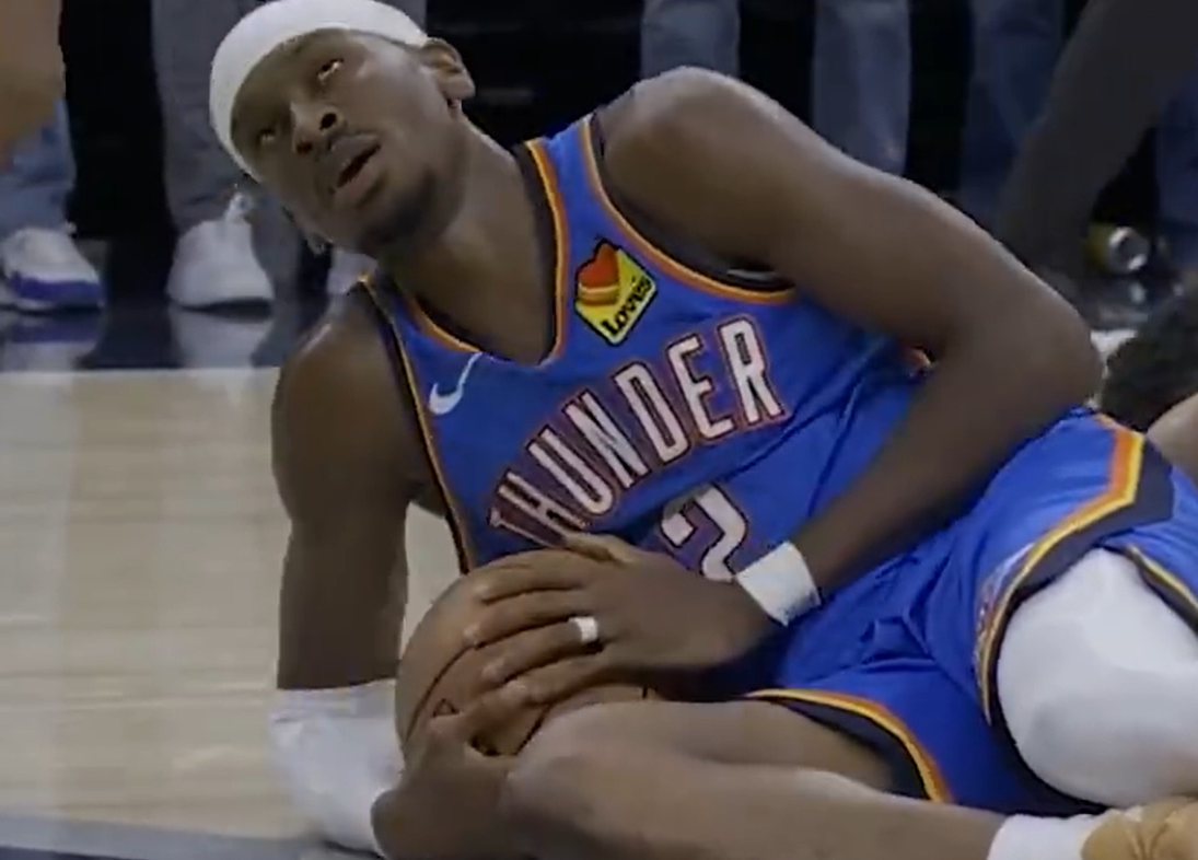 轰下55分超越99.4%NBA球员，为何球迷怒斥：这比赛观赏性被26次罚球毁了？