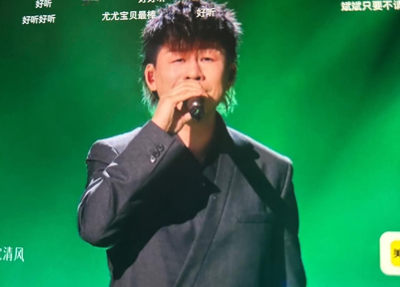 耳帝：胡彦斌唱得最不好的一次。音乐博主耳帝对胡彦斌《庙堂之外》的点评，一针见血