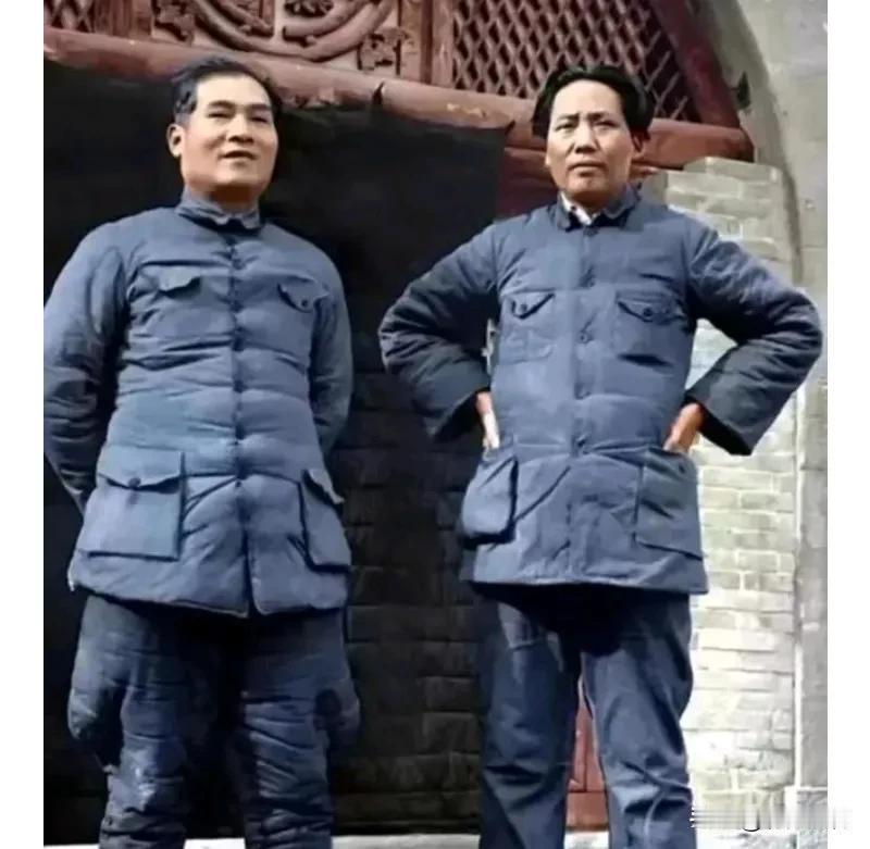 黄超作为张国焘在红军时期的核心秘书与亲信，他的人生轨迹与党内路线斗争紧密交织，而
